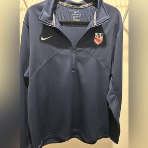 USA Sports Pullover